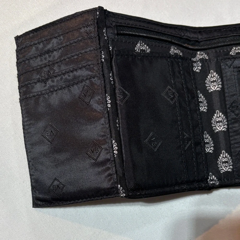 Vera Bradley RFID Tri-Fold Wallet Snow Lotus pattern EC - Picture 8 of 10